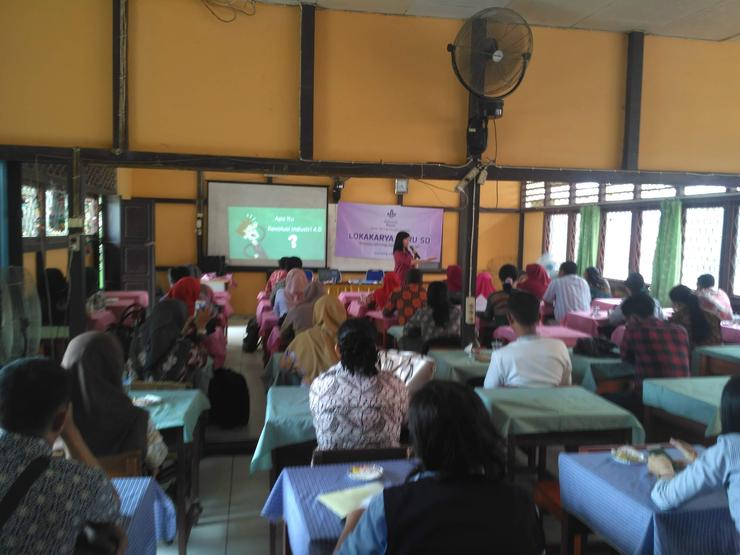 Lokakarya Guru, Integrasi Teknologi Dalam Pembelajaran, SIngkawang, Kalimantan Barat