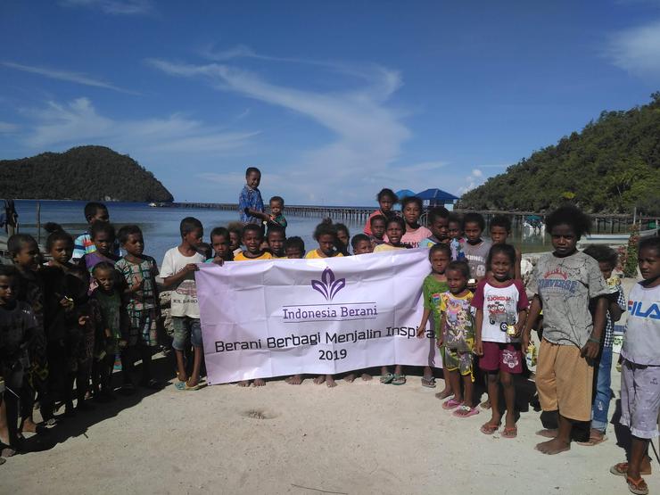 Berani Berbagi Menjalin Inspirasi di Kampung Yenbuba, Papua Barat
